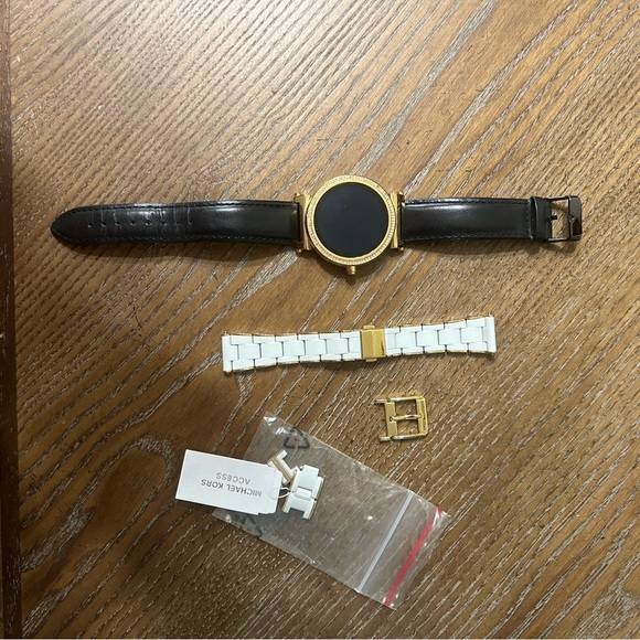 Michael Kors Smart Watch✨Worn a handful of times. Brand new comes with charger. - Picture 3 of 4